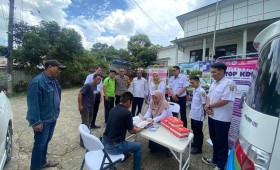 Rabu, 08 Oktober 2025, Kelurahan Karang Anyar mendampingi tim dari UPTD PPA Kota Samarinda terkait kegiatan pembagian Leafleat yang berisi himbauan Stop Kekerasan Terhadap Anak kepada warga Kelurahan Karang Anyar.