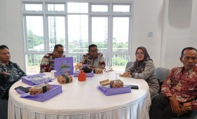 FGD Pengurangan Sampah Berbasis Masyarakat yang dilaksanakan Bapperida Kota Samarinda bertempat di Ballroom Arutala Bapperida Samarinda