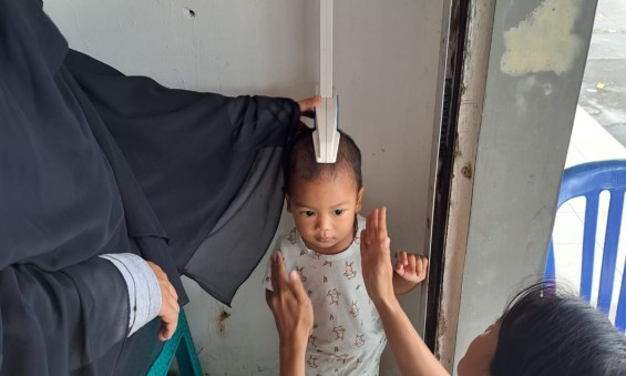 Pemantauan Tumbuh kembang di Psoyandu