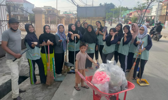 Giat Gotong-royong di RT 04