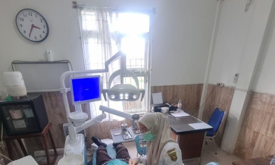 Perawatan Gigi oleh Bpk Kapuspenkum Kejaksaan Agung RI