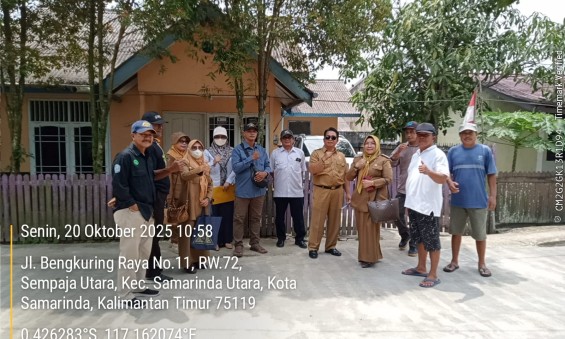 peninjauan lapangan Program Pemberdayaan Masyarakat Berbasis Pembangunan (Probebaya) 2025 bidang Infrastruktur.