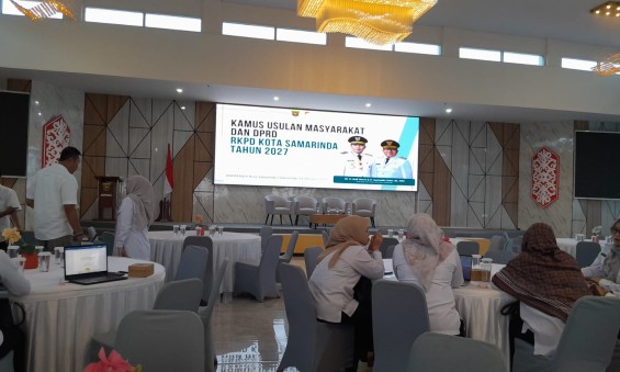 Kamus Usulan Masyarakat dan DPRD