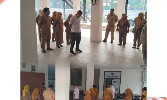 Pelaksanaan Apel Pagi di Kelurahan Temindung Permai Kecamatan Sungai Pinang